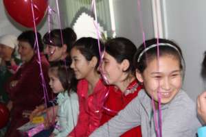 The smiling bug was spreading too