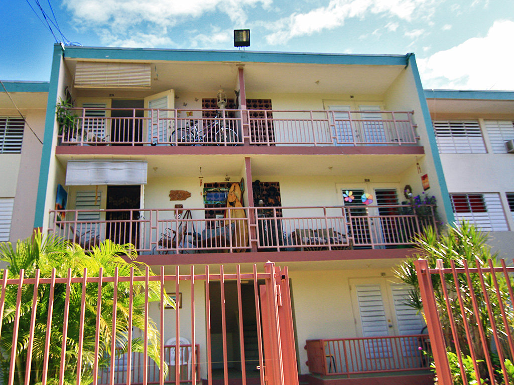Help 50 Low-Income Families in Puerto Rico Save