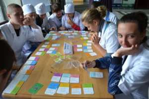 Future doctors discussing social rights in Lubny
