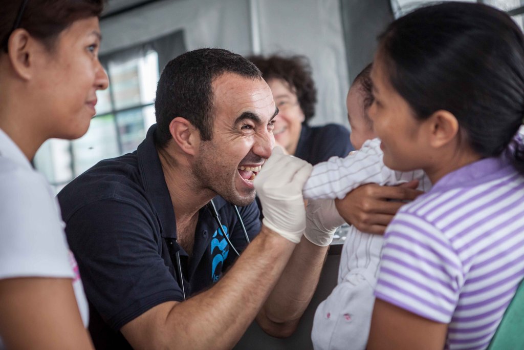 Aid to the Philippines after Typhoon Yolanda