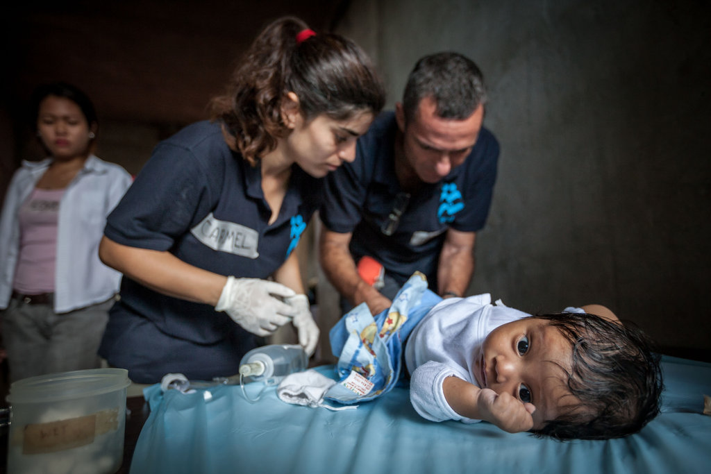 Aid to the Philippines after Typhoon Yolanda