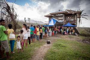 Makeshift clinic in Albuera municipality
