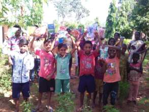 children are feeling happy to got their gifts