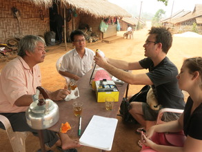 Tom from TBF shows leaders how to use the light