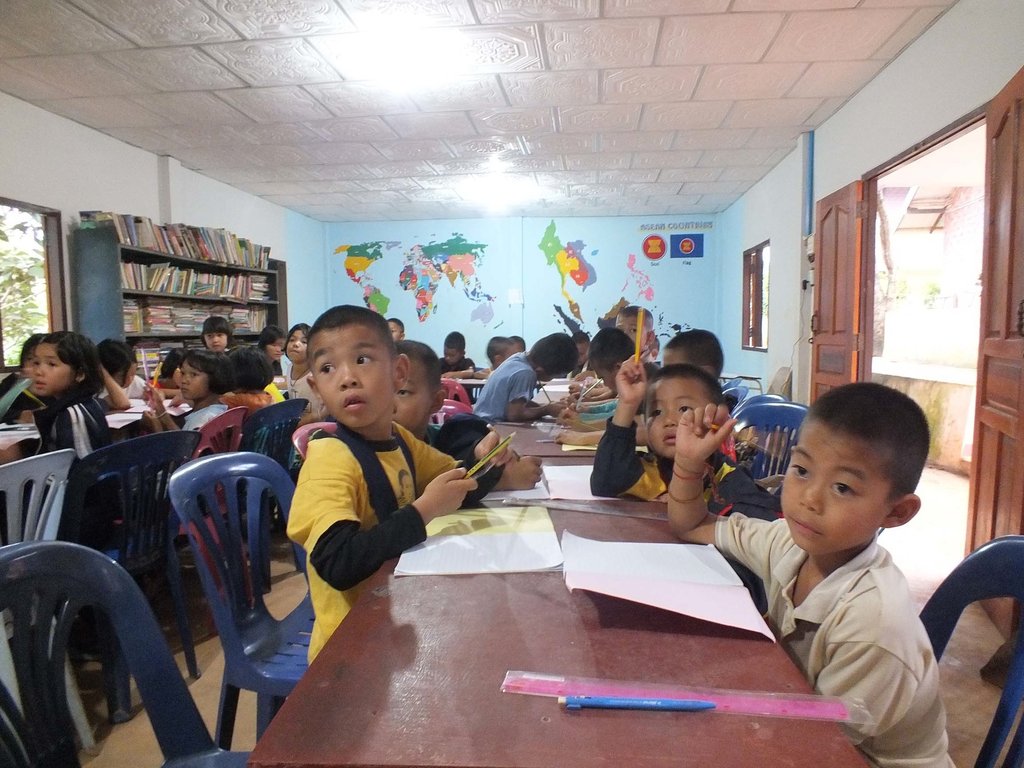 Educate 140 Refugees on The Thai-Burma Border