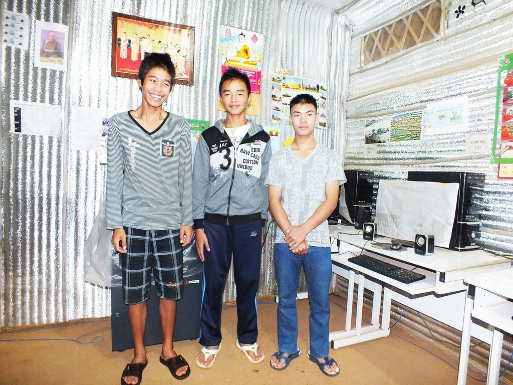 Educate 140 Refugees on The Thai-Burma Border