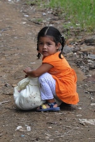 Distribute Donated Clothes & Goods in Rural Panama
