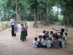 Teachers using new teaching methods