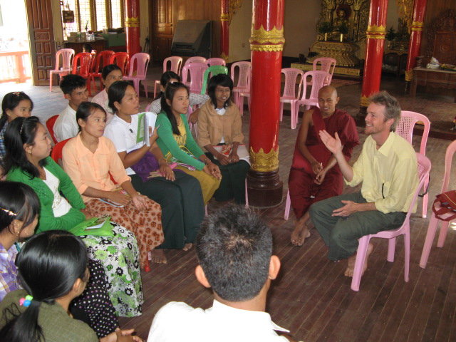 Support Teacher Trainings in rural Myanmar