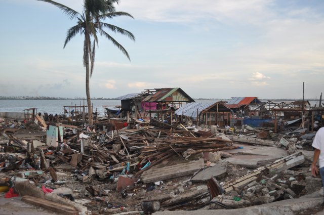 Help Families Recover from Typhoon Haiyan