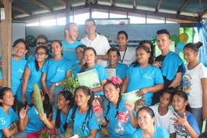 Garden contestants