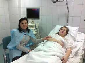 This lady delivered 2 alive babies but no photo :(