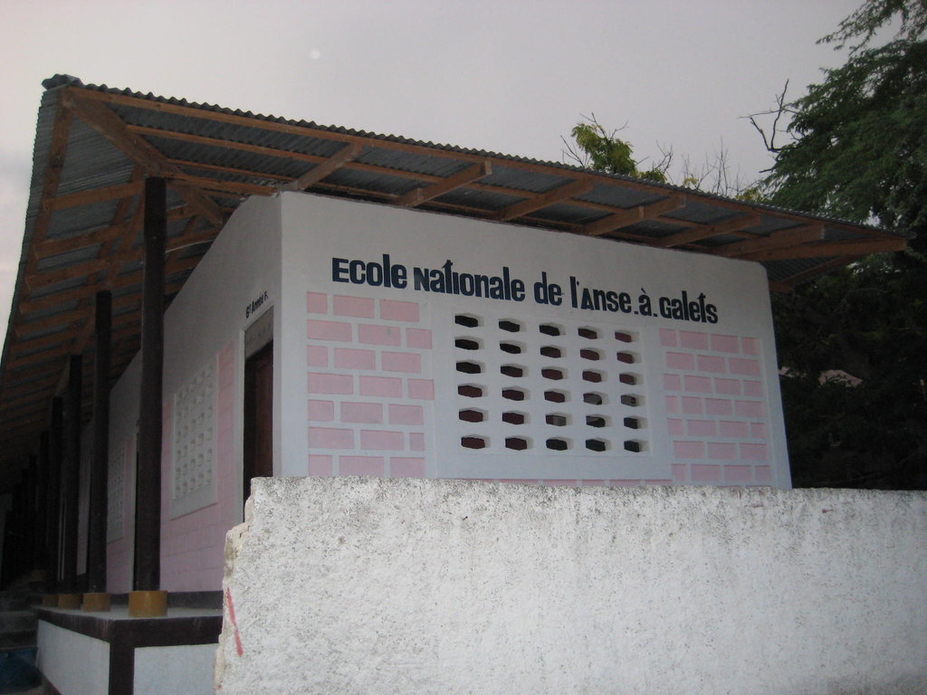 School books for 4375 children in Haiti