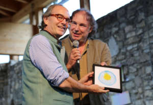 Gary receives the International Planetary Award.