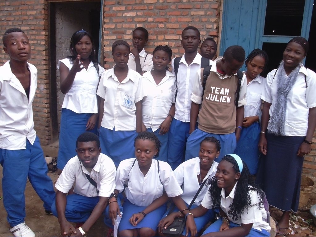Help 301 Refugee Children In Burundi Get Education