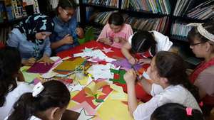 Arts & crafts at the library in Silwan