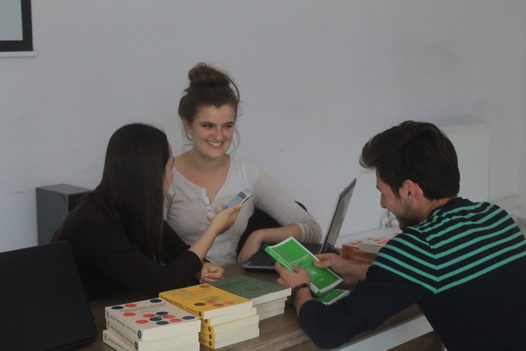 Interviewing Georgian young readers for research