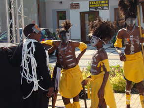 Send 6 Zimbabwean orphans to Poland Arts Festival