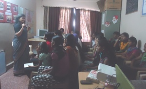 Students receiving useful tips on how to study