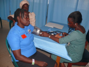 A teacher at the health clinic