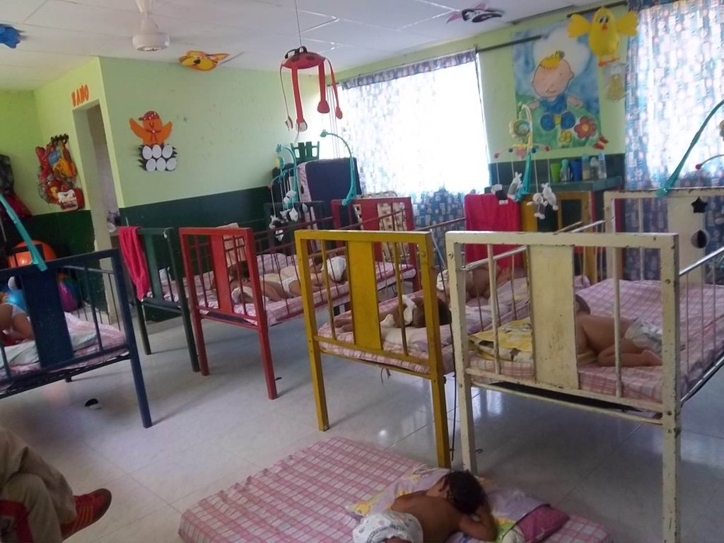 Provide Cribs for at-risk Babies in rural Colombia
