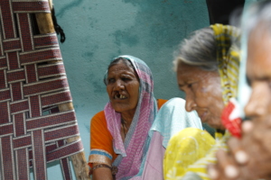 Sponsoring poor elderly person india food support