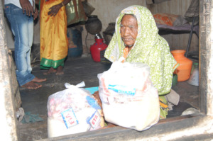 sponsoring-poor-oldage-persons-with-monthly-grocer