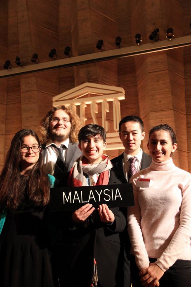Online Model UN Connecting Global Youth