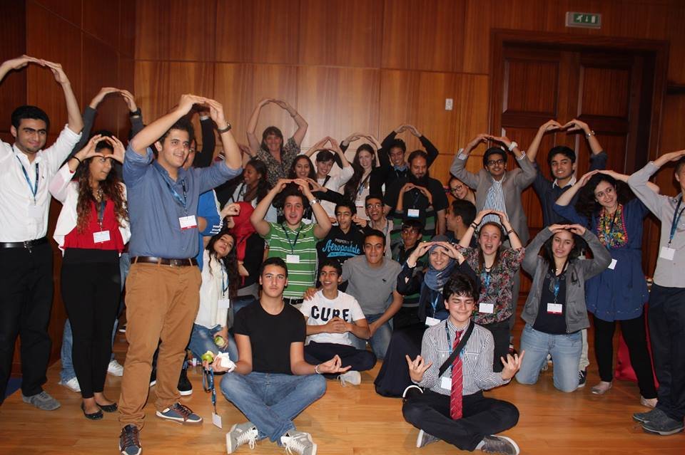 Online Model UN Connecting Global Youth