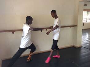 Eric rehearsing with another student before class
