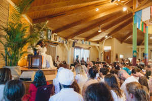 Sunday Satsang in Monte Sahaja