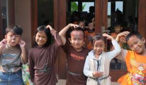 Performing animal songs