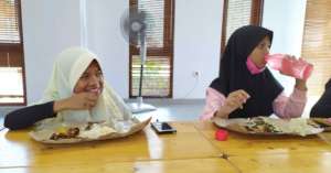 Lunch after learning and fun game