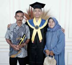 Rizal with his proud parents
