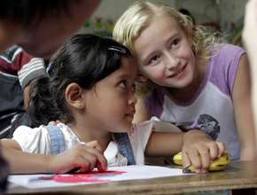 Pre-Schooler Makes a New Friend