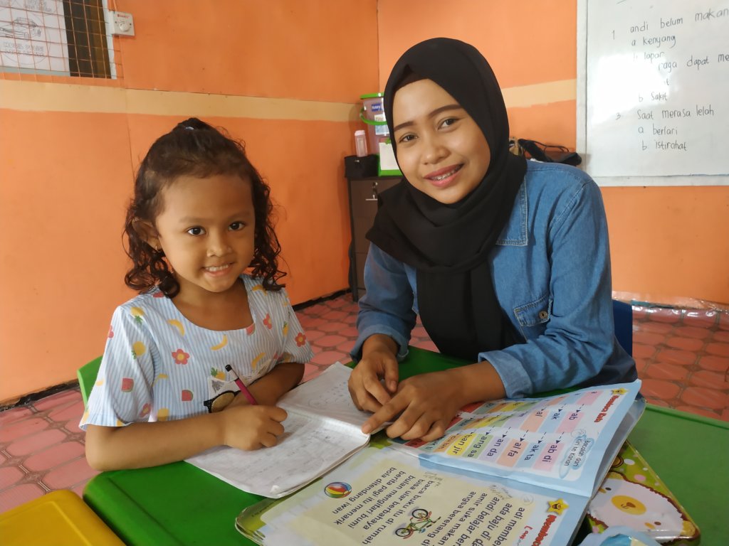 Give An Education To A Trash Picker's Child