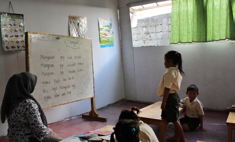 Give An Education To A Trash Picker's Child