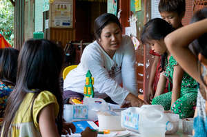 Our Senior Teacher, Chenda, with the children