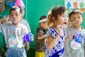 Practicing good hygiene by brushing after meals