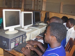 REF students working on computers