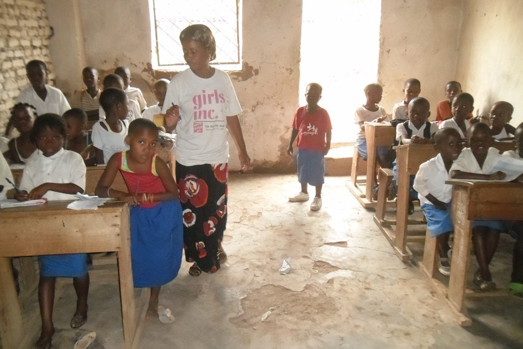 Help Refugee Children In Burundi Attend School
