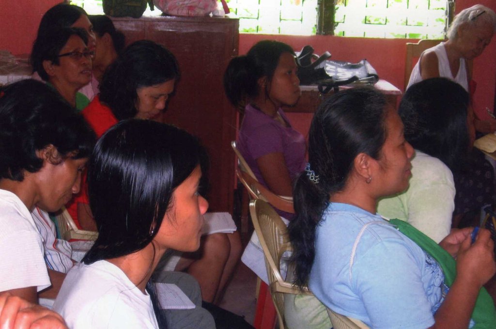 Women's Health Book in Cebuano for Rural Villages