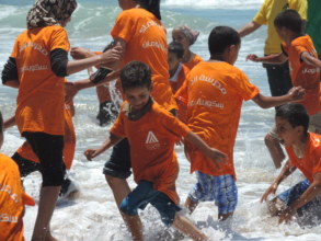Playing at sea, a 1st for landlocked mountain kids