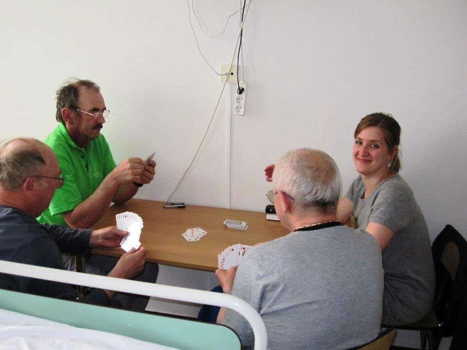 Help cancer patients in a care center in Slovakia