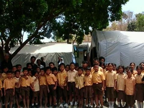 Rebuild Kaligathuk School for Indonesian Students