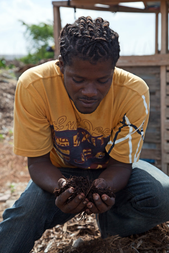Generating Organic Compost for Farming in Haiti
