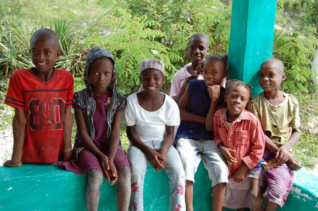 Help stop cholera and save lives in Haiti