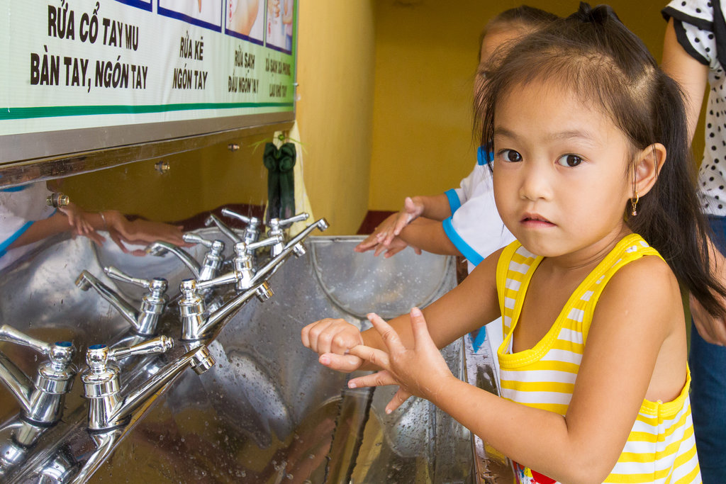 Bring Safe Water to School Kids in Vietnam