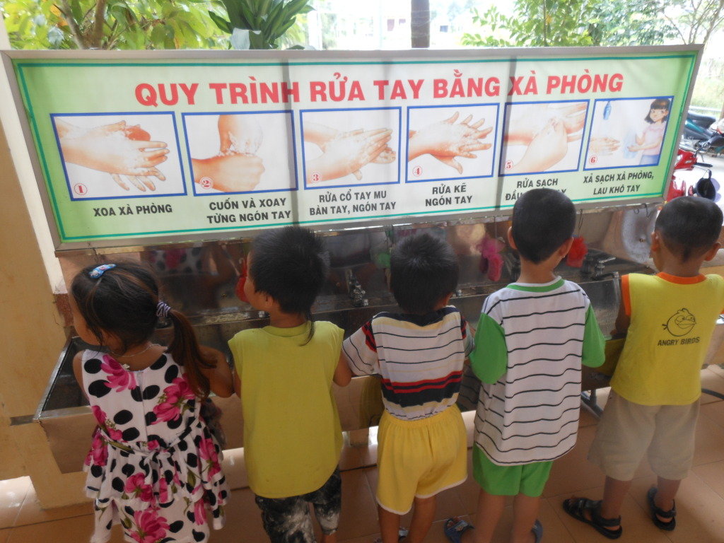 Bring Safe Water to School Kids in Vietnam