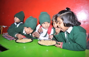 Meals for 1850 Young Students in Pakistan